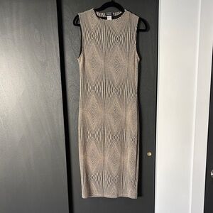 Kim Cine Bodycon Sleeveless Geometric Midi Dress in Glitter Beige and Black XL